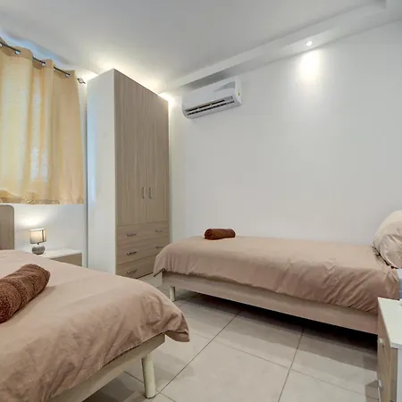 Modern 3br With Balcony In Msida By 360 Estates Διαμέρισμα Msierah
