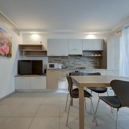 Modern 3br With Balcony In Msida By 360 Estates Διαμέρισμα Msierah
