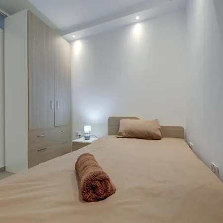 Modern 3br With Balcony In Msida By 360 Estates